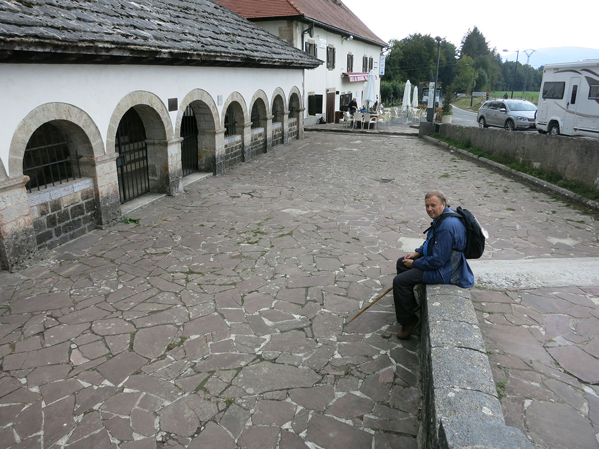 %_tempFileName01-5-roncesvalles-start%